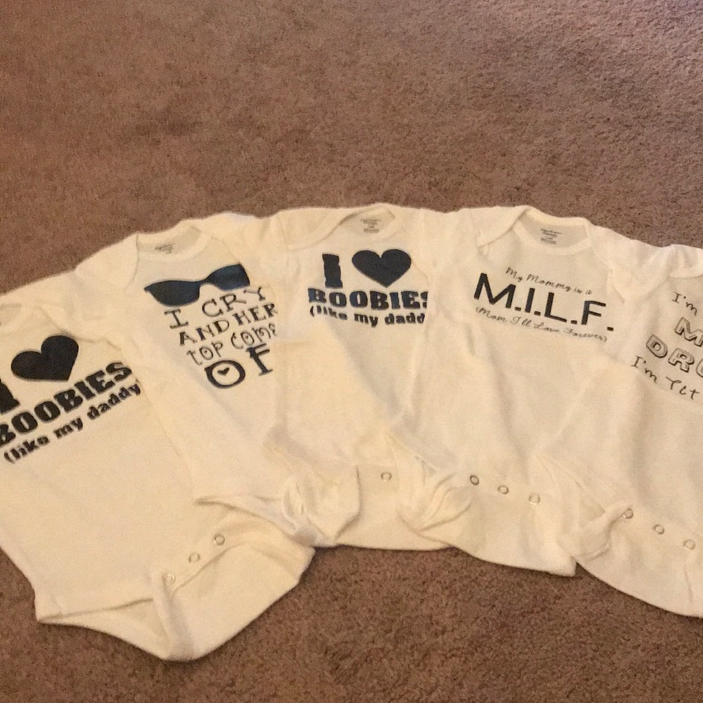 Novelty onesie set